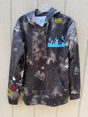 fresh Black Tie-Dye Crewneck Hoodie with Blue Flame Graphic